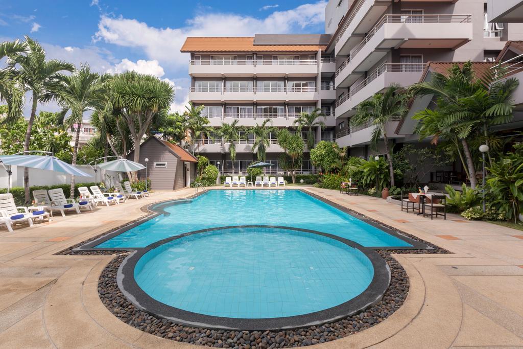 The Holiday Resort Pattaya Exterior photo
